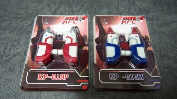 KFC KP 01UM Shoulder And Missile Kits For Fall Of Cybtertron Ultra Magnus And Optimus Prime  (2 of 28)